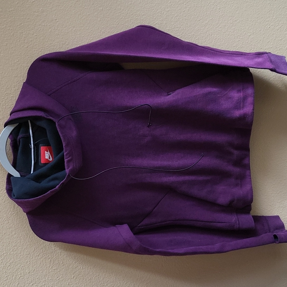 NIKE Tech Fleece Hoodie Mulberry Medium